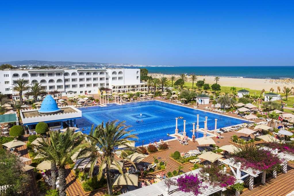 فندق Concorde Marco Polo الحمامات المظهر الخارجي الصورة