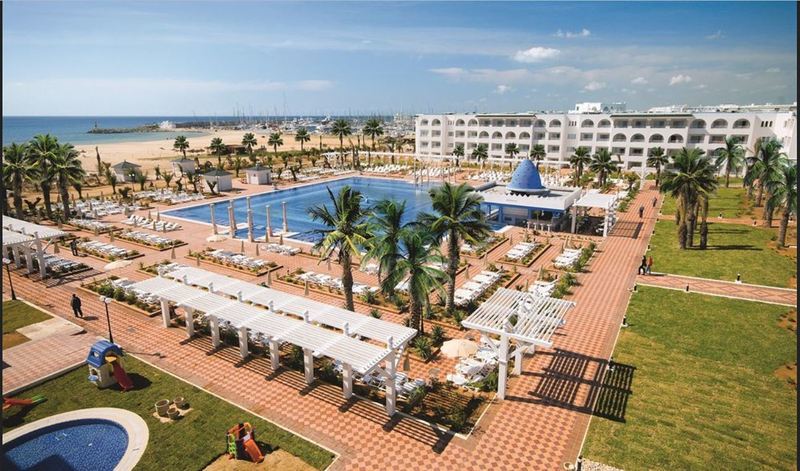 فندق Concorde Marco Polo الحمامات المظهر الخارجي الصورة