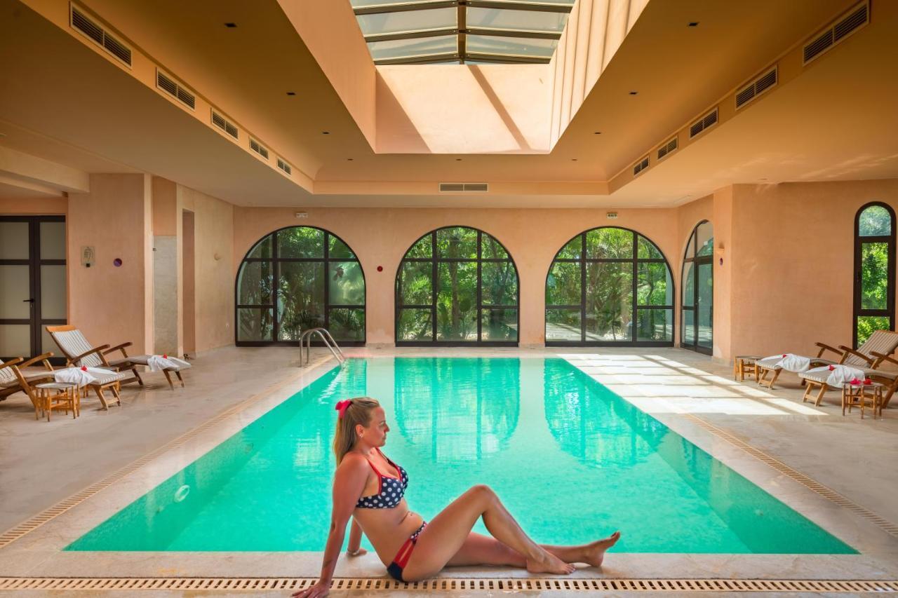 فندق Concorde Marco Polo الحمامات المظهر الخارجي الصورة