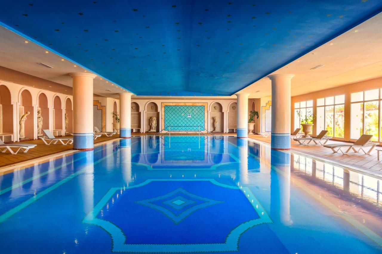 فندق Concorde Marco Polo الحمامات المظهر الخارجي الصورة